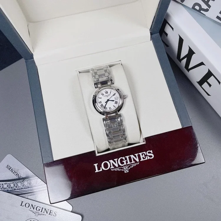 LONGINES Fashionable and versatile watch