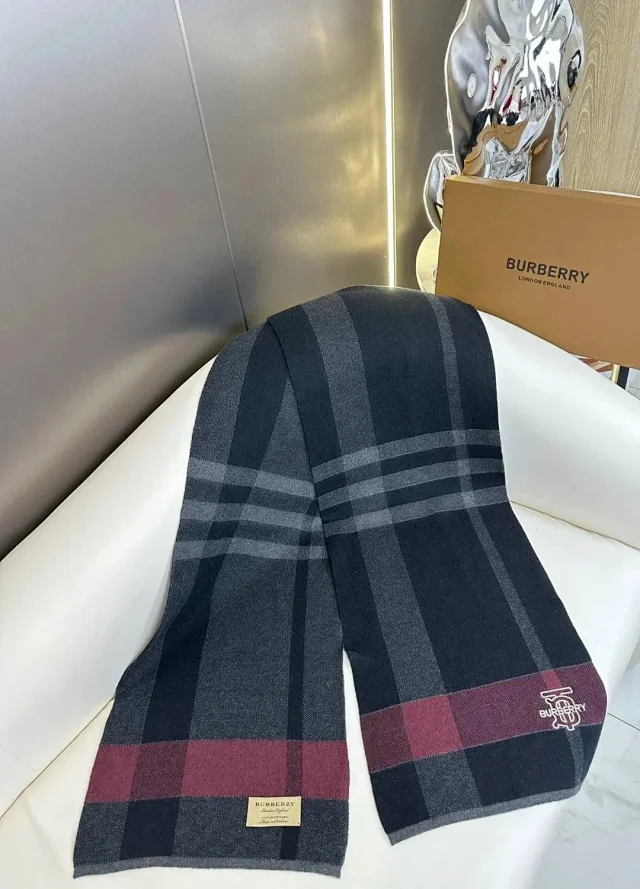 Burberry scarf