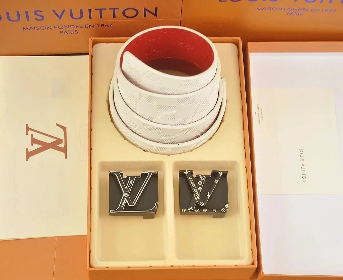LOUIS VUITTON BELT