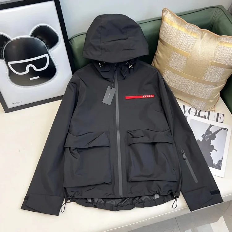 PRADA Gore-tex Pro